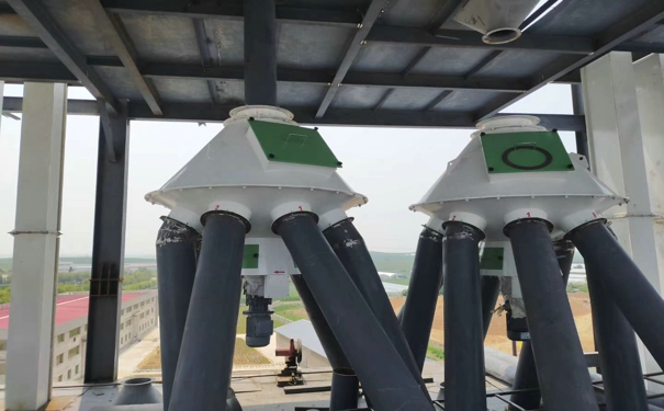 飼料加工設(shè)備多少錢?其進行初步清理時的注意事項又有哪些?