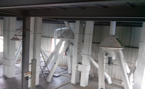 秸稈飼料加工設備多少錢?其在養(yǎng)殖方面的作用又有哪些?