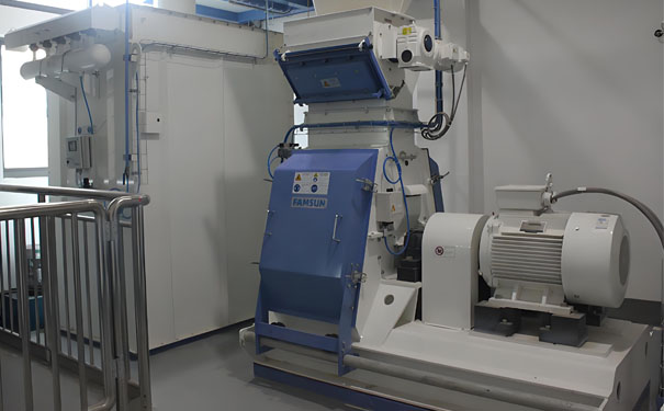 飼料成套機(jī)械一套多少錢?其出現(xiàn)掉料情況又該如何處理?