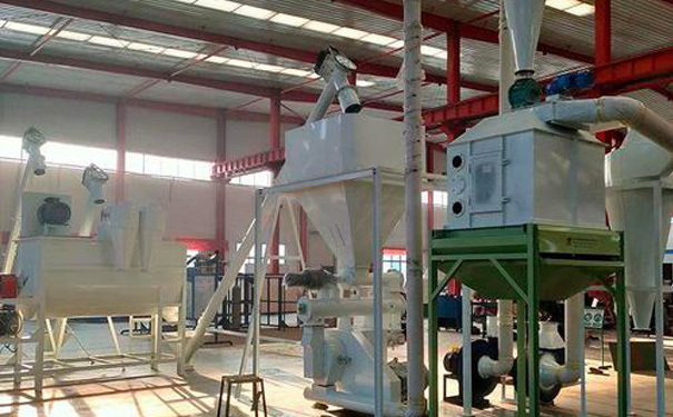 飼料機(jī)整套設(shè)備一臺(tái)多少錢?造成其磨損的因素又有哪幾點(diǎn)?