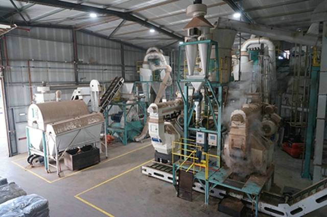 飼料機(jī)械設(shè)備